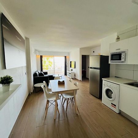 Bright Apartment In Puerto Alcudia Port de Alcudia  Bagian luar foto