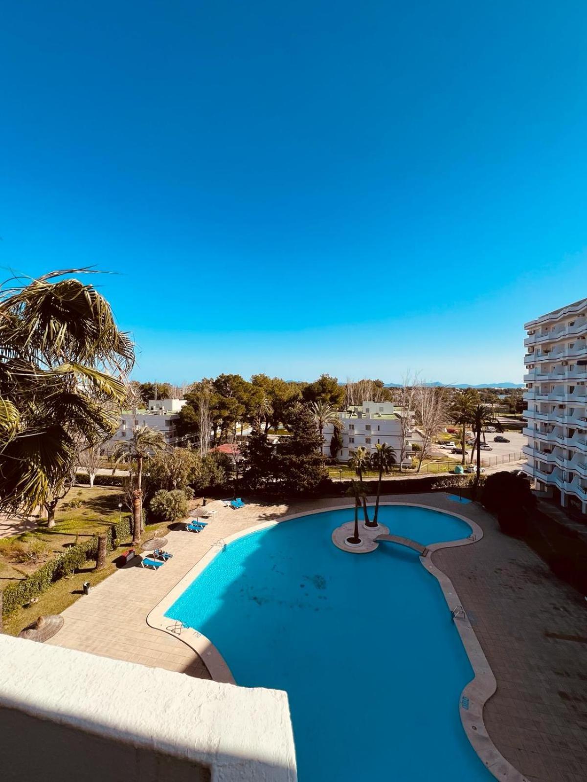 Bright Apartment In Puerto Alcudia Port de Alcudia  Bagian luar foto
