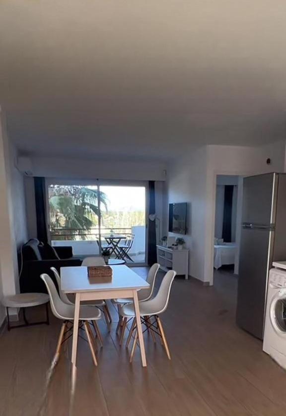 Bright Apartment In Puerto Alcudia Port de Alcudia  Bagian luar foto
